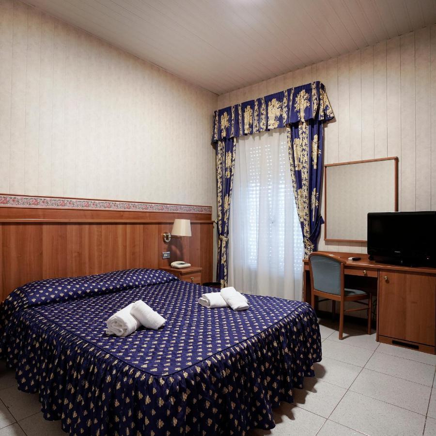 Hotel Capys カプア エクステリア 写真