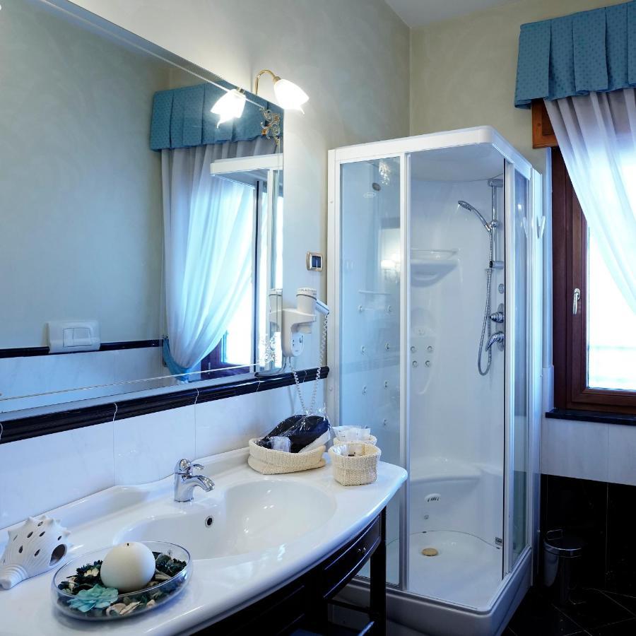 Hotel Capys カプア エクステリア 写真